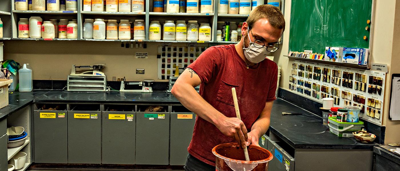 Mixing glaze for pottery